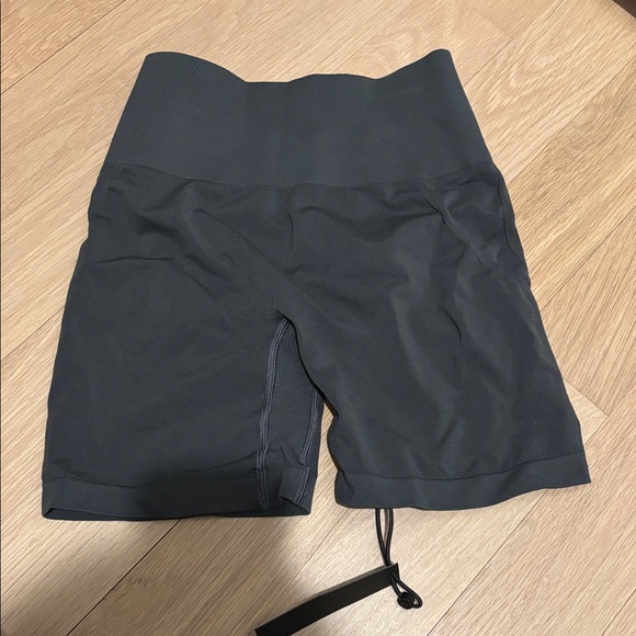 Oner active effortless seamless shorts - Picture 2 of 3